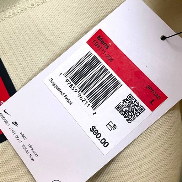 Nike Sportswear Tech Fleece Light Khaki Cream Black Shorts FB8171-234 New - Picture 11 of 11